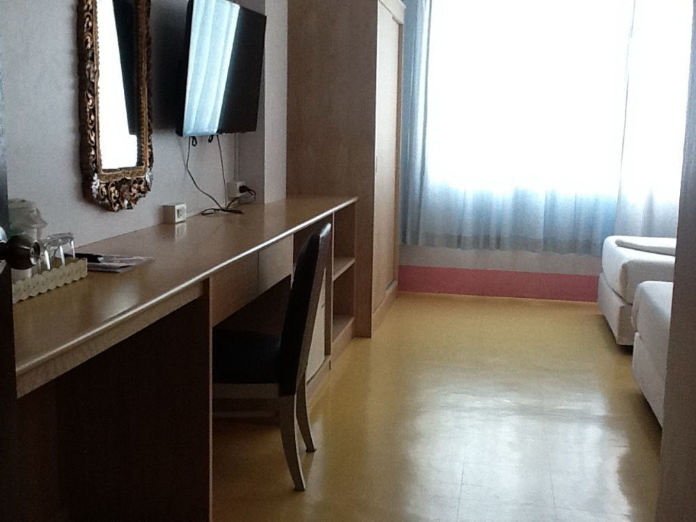S2S Queen Trang Hotel Extérieur photo