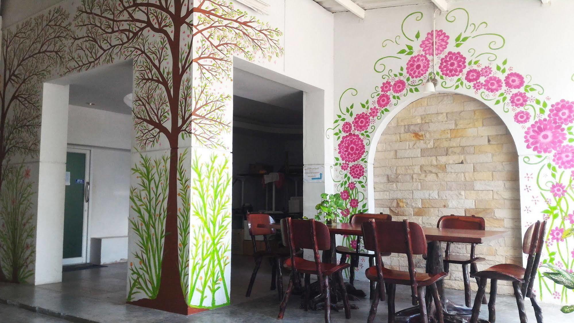 S2S Queen Trang Hotel Extérieur photo